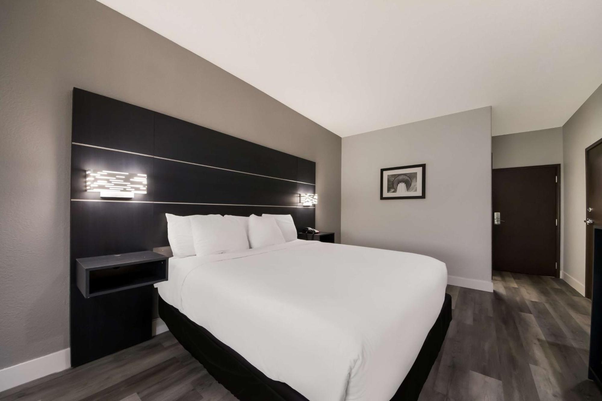 Best Western Seaworld San Antonio Bagian luar foto